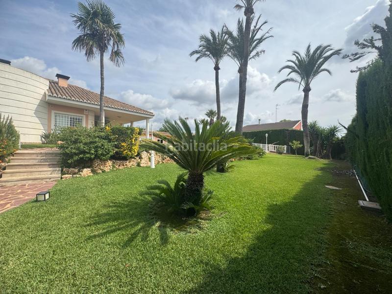 Foto fe3bf94f-fe96-4013-bfc8-2032d3a7c3f3. Chalet mit parking pool in Urbanizaciones Llíria