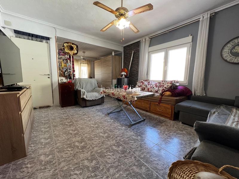 Foto 6fe41f9c-59ad-441c-89e9-d981929e21f8. Xalet amb aparcament a Urbanizaciones Llíria