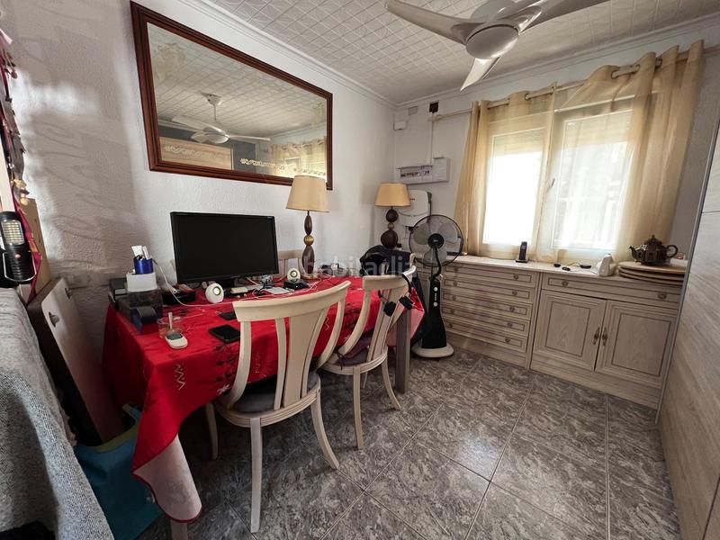 Foto a473cfca-e5d4-4520-baf4-9460fefff9e1. Xalet amb aparcament a Urbanizaciones Llíria