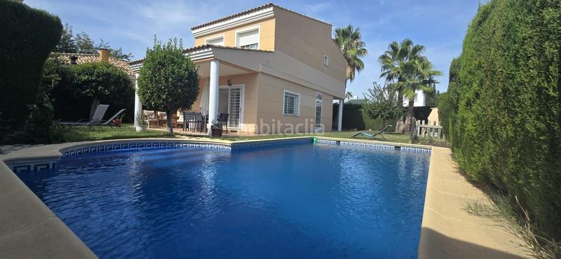 Foto 185d950d-590f-4d08-a97a-4e78162648f4. Chalet con riscaldamento parcheggio in Urbanizaciones Llíria