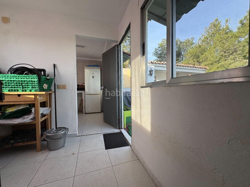 Foto dab6a8e9-87d5-42f2-8eed-9e63f392f2c0. Casa amb aparcament piscina a Casco Antiguo Llíria