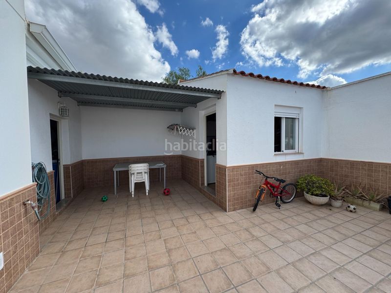 Foto c0db6f61-df9d-4ccb-b012-fb4149a857fe. Casa amb calefacció aparcament a Domeño
