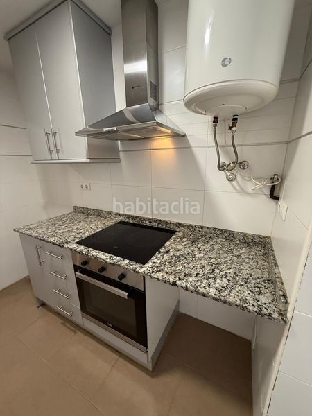 Foto 18d24117-a6a1-46a5-9e36-23d60c5a273f. Pis amb aparcament a Vilamarxant