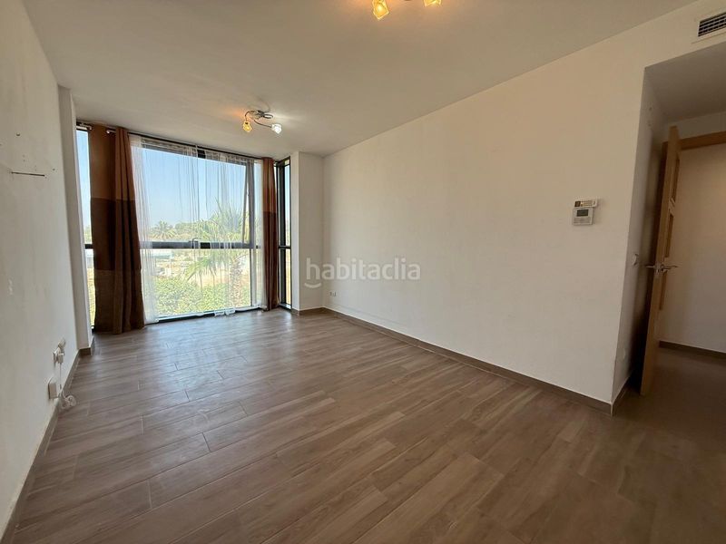Foto f8a828cf-0700-4583-b1ba-d18c99370834. Pis amb aparcament a Vilamarxant