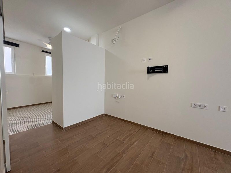 Foto 95a61cbe-0896-419d-9781-1f0d1e1a8475. Edifici a Benaguasil