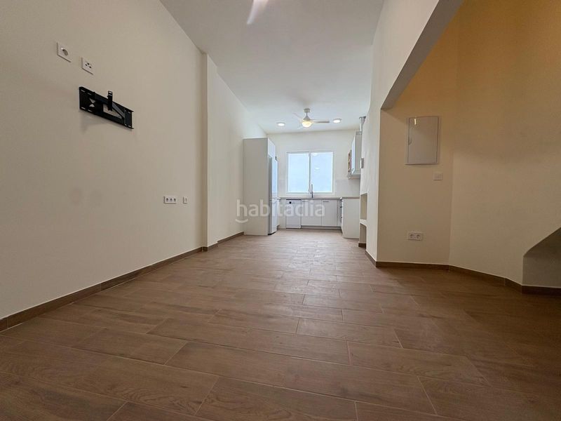 Foto a0753746-046e-45ec-b9c9-659583ee7932. Edifici a Benaguasil