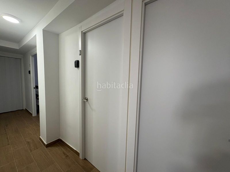 Foto d04526cb-ab24-4ade-b93c-f53ae6709c6a. Edifici a Benaguasil