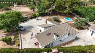 Chalet in Pedralba. Chalet a la venta en pedralba