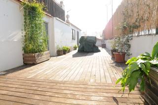 Penthouse  Calle sant salvador. Atico  singular en la vila de gràcia con terraza exclusiva