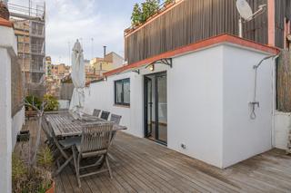 Penthouse  Calle sant salvador. Atico  singular en la vila de gràcia con terraza exclusiva de 75