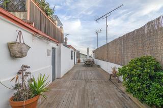 Penthouse  Calle sant salvador. Atico  singular en la vila de gràcia con terraza exclusiva de 75