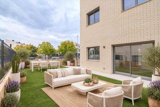 Casa  Carrer tagamanent. Obra nueva terminada. casa unifamiliar  adosada a estrenar con m
