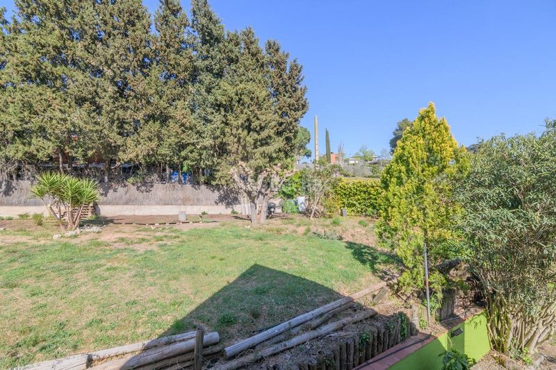 Foto 7036d1ef-3c8d-413b-b84a-7baa793086b6. Casa amb aparcament a Lliçà d´Amunt