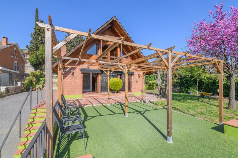 Foto 86754a28-63ae-40e0-b251-b9994217c248. Casa amb aparcament a Lliçà d´Amunt