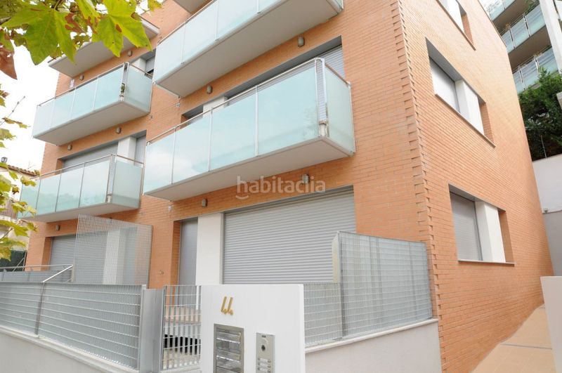 Foto 2e089021-846f-49b6-b249-68d1243f2b9a. Alquiler piso planta baja luminosa, exterior y con terraza en obra nueva del 2017. con parking y trastero en Tiana
