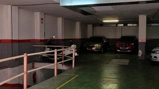 Local Comercial en Carrer Llavines