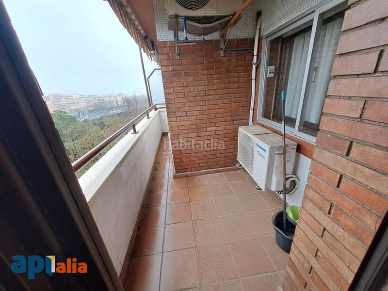 Foto ff8e2f6a-ba9d-45d8-842e-5f52092ddd87. Piso en Centre Esplugues de Llobregat