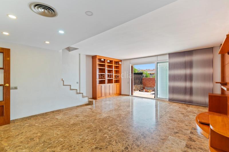 Foto 6255f32d-b052-47e5-8620-429b0fc0587a. Casa en Les Grases Sant Feliu de Llobregat