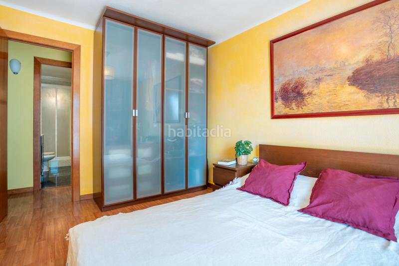 Foto 3ef0d9bf-6f43-49f8-9b8e-f7988a9a0933. Appartamento in Can Serra Hospitalet de Llobregat (L´)