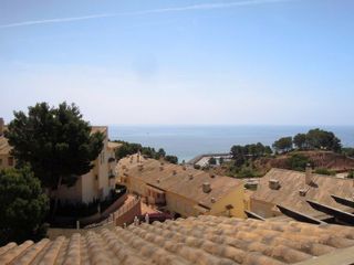 Apartamento  Calle marymontaña. Magnifico atico-duplex de 3 dormitorios con impresionantes vista
