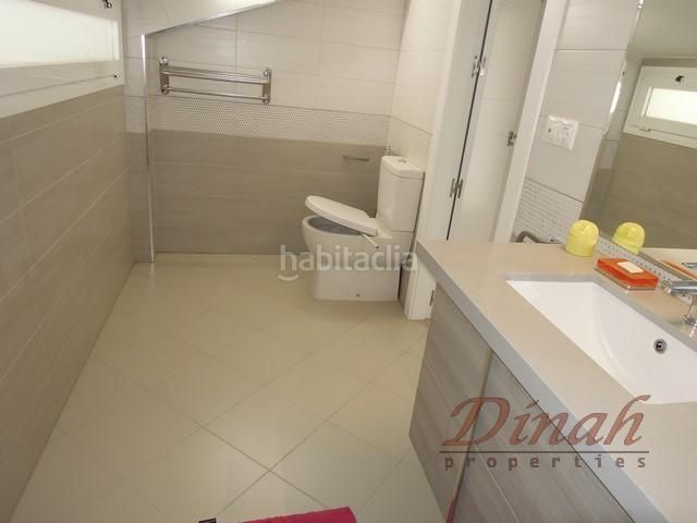 Foto 1be82efd-5c1e-4f9c-a1b7-a9a6bce07146. Àtic amb calefacció piscina a Mascarat Altea