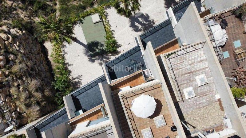 Foto 9978a3a1-0a0e-4508-8e09-c93741fbccf7. Alquiler dúplex exclusivo apartamento en mascarattoix con vistas al mar en Calp