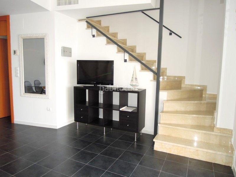 Foto e64cb850-faa7-4bf8-9b1e-89cd73696117. Alquiler dúplex exclusivo apartamento en mascarattoix con vistas al mar en Calp