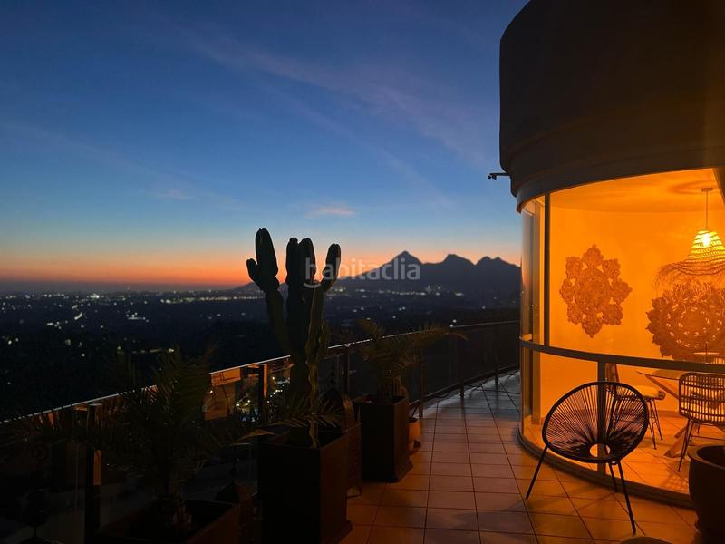 Foto 3c1d71ef-697c-4316-a2e8-d76512256a24. Attico con riscaldamento piscina in Altea la vella Altea