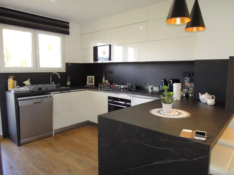 Foto 8e89d152-4f36-4653-9bb0-bb9895286f5d. Alquiler apartamento excelente apartamento en planta baja con vistas al mar . en Calp