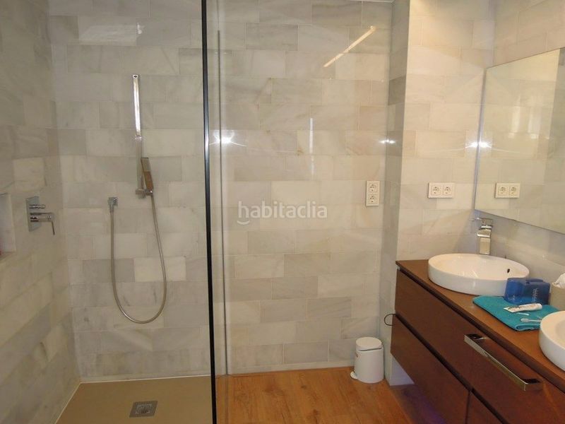 Foto e2ff2b4b-bf6b-4e5b-859d-64d9c37969b1. Alquiler apartamento excelente apartamento en planta baja con vistas al mar . en Calp