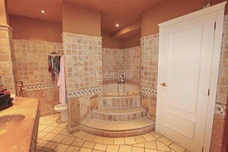 Foto 1dfb324c-5ab4-4ea7-bc1c-ea4d9446db4c. Attico con riscaldamento piscina in Altea hills Altea