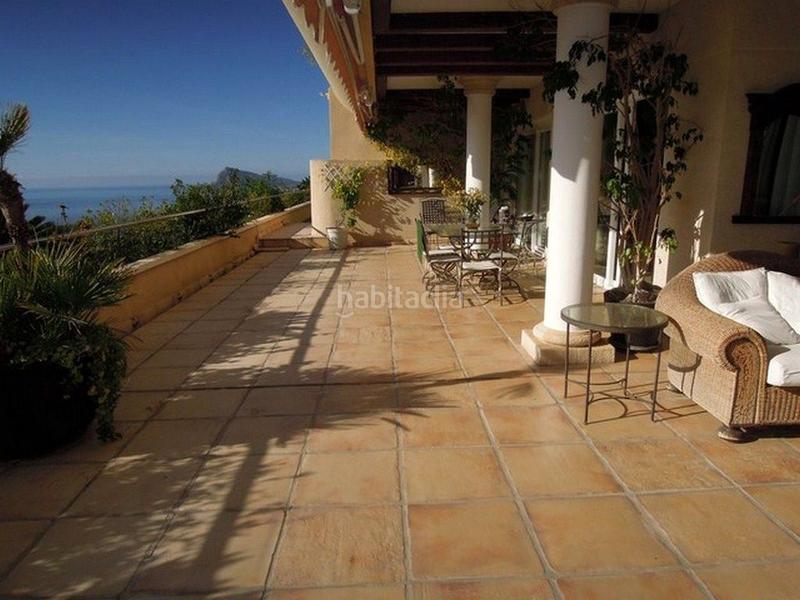Foto cc5de349-c92b-48ee-a8a9-7a278ba4d046. Attico con riscaldamento piscina in Altea hills Altea