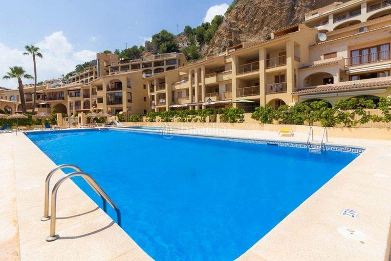 Foto a35ec3bc-0f0b-4c38-9b8e-bf30b19c639a. Rent apartment with heating pool in Mascarat Altea