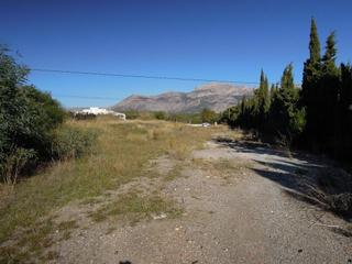 Terreny residencial  El planet. Magnifica parcela de 6.000 m2 calificada como zonapolgono indus