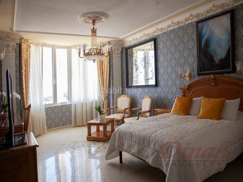 Foto 5796adee-9d31-484c-9d39-c8b273662636. Casa amb calefacció piscina a Altea la vella Altea