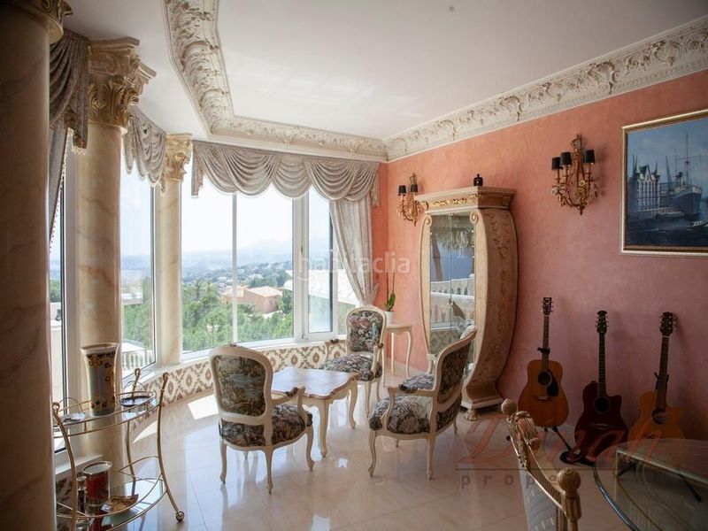 Foto d4dc2c17-06d7-42f0-8892-76843bad073e. Casa amb calefacció piscina a Altea la vella Altea