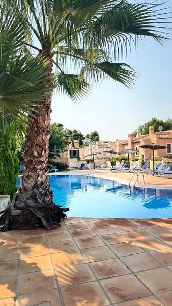 Foto 42be0a31-a245-49fd-83f4-5656b51f3975. Casa a schiera con riscaldamento parcheggio piscina in Altea