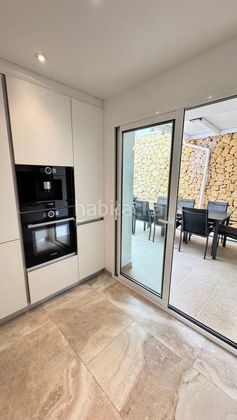 Foto 7de7a0e0-6997-4b26-aa69-c2a77e0b3afd. Casa a schiera con riscaldamento parcheggio piscina in Altea