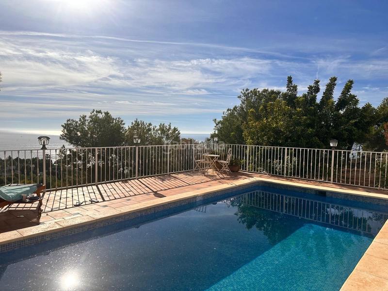 Foto fd447276-5793-4a63-a24d-b6c3ab48d822. Lloguer casa amb calefacció piscina a Mascarat Altea