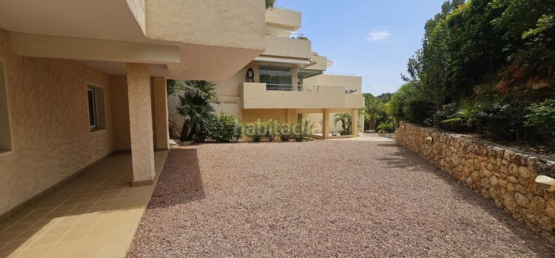 Foto 37929cb7-d889-45f0-a8e4-cc5588c26653. Apartament amb calefacció piscina a Altea la vella Altea