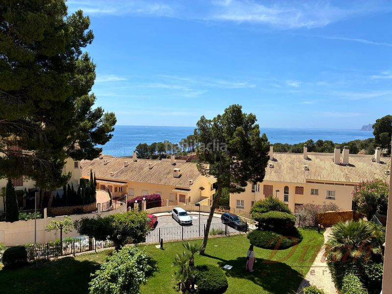 Foto c5a75866-a222-4bda-8ddb-f6922da3b66d. Apartament amb calefacció piscina a Mascarat Altea