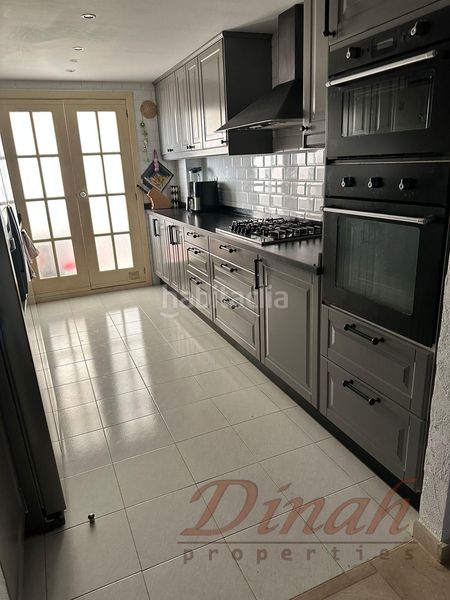 Foto 4bd2e5c9-46f1-45e3-be50-f7aba89e5cc4. Apartament amb calefacció piscina a Altea la vella Altea