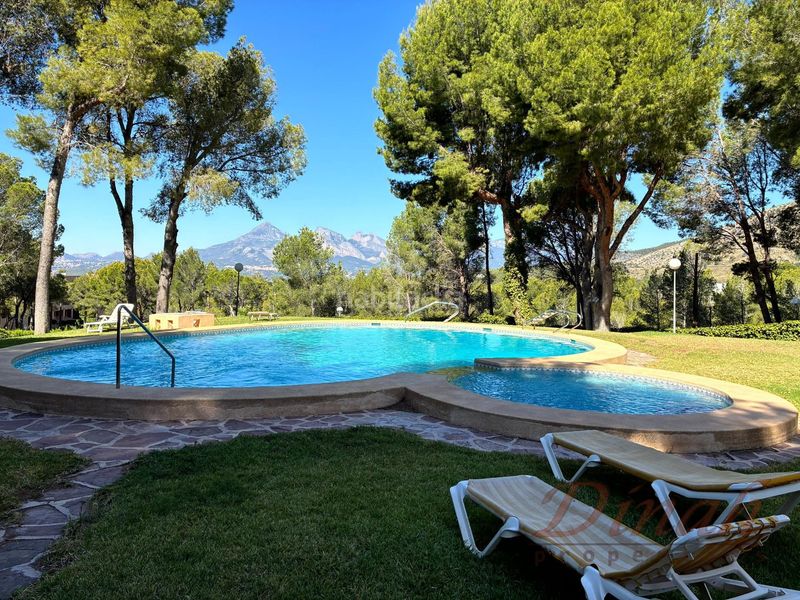 Foto b5f8cfa7-22c7-4d06-9e7f-d621af00e7ef. Apartament amb calefacció piscina a Altea la vella Altea