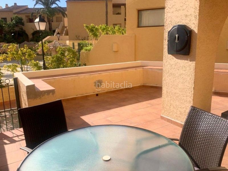 Foto 5957d493-ba4e-48ce-9d0c-70a9dcea3ccb. Apartament amb calefacció piscina a Mascarat Altea