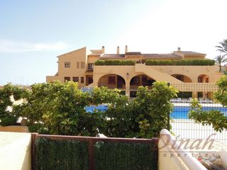Location Appartement  Currica. Planta baja sita en marina greenwich o puerto de campomanes, esp