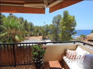 Rent Apartment  Isla de altea fase i. Apartamento en primera planta con vistas al mar y a portosenso.