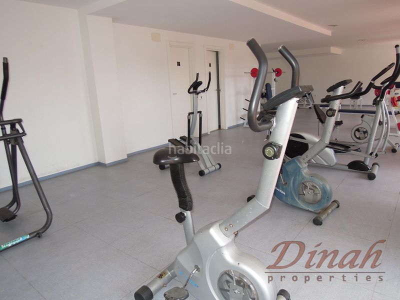 Foto 8299c415-ce9d-4e36-b4af-830ad23fd823. Rent apartment with heating pool in Mascarat Altea