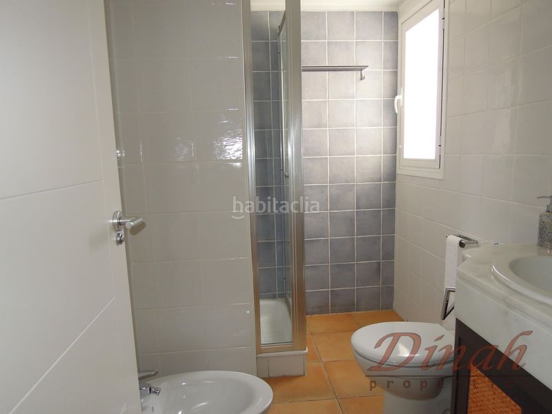 Foto eed94b25-3274-4cdf-b131-5553439b21ed. Rent apartment with heating pool in Mascarat Altea