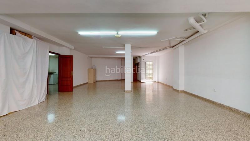 Foto 4e9fe4fe-11e9-4401-b88a-76aab2a6d7eb. Lloguer local comercial a Carrús Oeste Elche / Elx