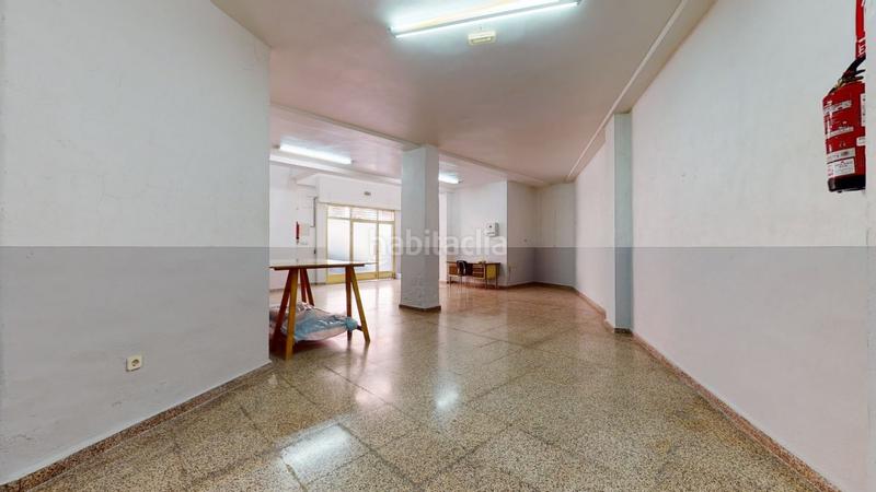 Foto 82755a44-4aac-4f0c-8f20-baca275694aa. Local comercial  en dos alturas muy cerca de plaza madrid en Elche / Elx